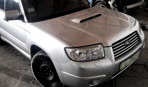 Subaru Forester Turbo silver - замена, покраска, рихтовка - изображение